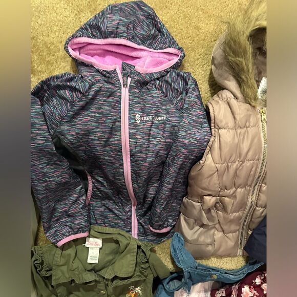 Bundle of Mixed Girls Clothes Size 5 - Picture 9 of 12